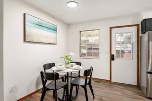 2470 Carolina Ave, Columbus, OH 43229 - Photo 10