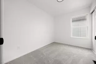895 Robmeyer Dr, Columbus, OH 43207 - Photo 26