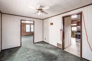 116 Highland Ave, Circleville, OH 43113 - Photo 8