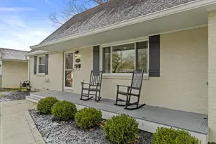 925 Farnham Rd, Columbus, OH 43220 - Photo 4