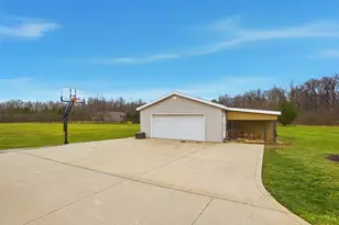1826 State Route 229, Ashley, OH 43003 - Photo 2
