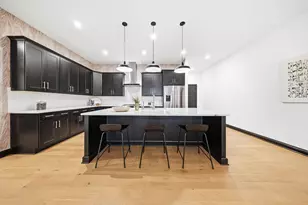 225 John H McConnell Blvd, Columbus, OH 43215 - Photo 2