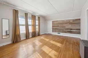 521 E 2nd St, Port Clinton, OH 43452 - Photo 12