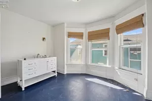 521 E 2nd St, Port Clinton, OH 43452 - Photo 10