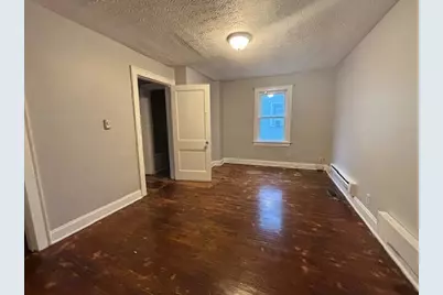 762 N Dawson Avenue, Columbus, OH 43219 - Photo 1