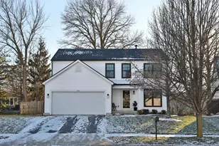 7811 Worthington Trace Ln, Columbus, OH 43085 - Photo 1