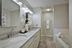 7811 Worthington Trace Ln, Columbus, OH 43085 - Photo 24