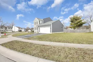 4596 Stratford Ln, Columbus, OH 43232 - Photo 6