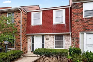 2375 Hardesty Dr N, Columbus, OH 43204 - Photo 2