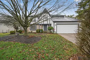 7565 Harbour Town Dr, Pickerington, OH 43147 - Photo 4