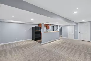 7565 Harbour Town Dr, Pickerington, OH 43147 - Photo 44