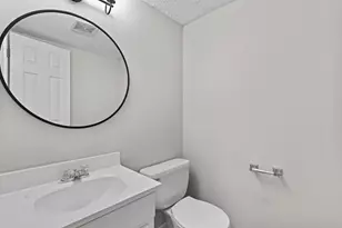 2542 Hyacinth Ln, Columbus, OH 43235 - Photo 34