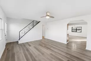 2943 Carol Ave, Grove City, OH 43123 - Photo 8