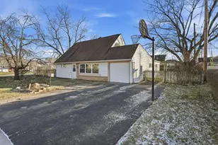 2943 Carol Ave, Grove City, OH 43123 - Photo 2