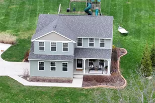 202 Iberia St, Mount Gilead, OH 43338 - Photo 2