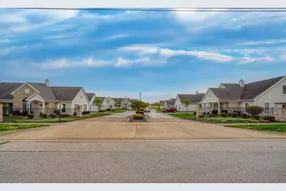 1252 Dunhurst Street, Circleville, OH 43113 - Photo 2