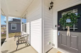 38 Waterman Ave, Commercial Point, OH 43116 - Photo 10