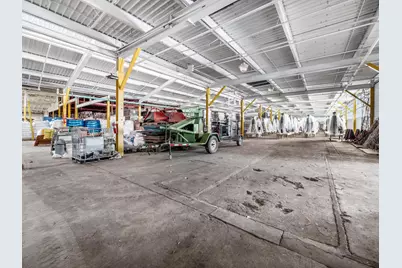 1101 Woodlawn Avenue, Cambridge, OH 43725 - Photo 12