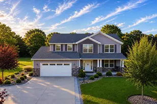 755 Locust Ln, Mansfield, OH 44907 - Photo 1