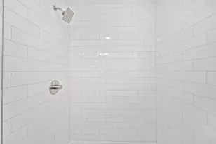 139 Demorest Ave, Columbus, OH 43204 - Photo 32