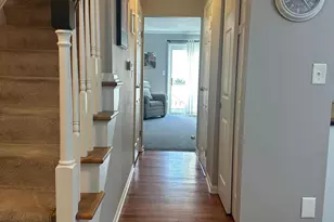 2593 Olde Hill Ct N, Columbus, OH 43221 - Photo 2