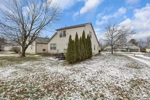 4976 Conifer Dr, Westerville, OH 43081 - Photo 44