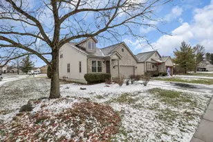 4976 Conifer Dr, Westerville, OH 43081 - Photo 2