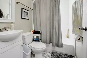 100 S Seventeeth St, Columbus, OH 43205 - Photo 8