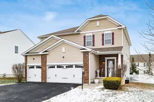 1005 Legacy Ln, Pataskala, OH 43062 - Photo 2