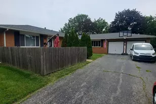 4818 Winterset Dr, Columbus, OH 43220 - Photo 2