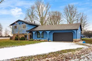 8107 Richardson Rd, Groveport, OH 43125 - Photo 2