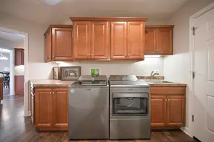 1327 Kingsgate Rd, Springfield, OH 45503 - Photo 42