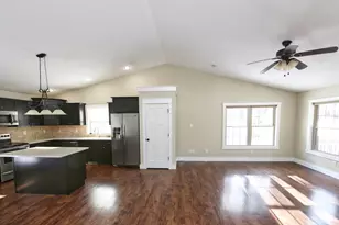 817 Highland Hills Dr, Howard, OH 43028 - Photo 8