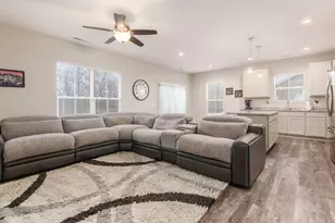 195 Lenell Loop, Delaware, OH 43015 - Photo 4