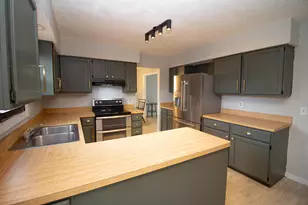 445 Hawthorne Pl, Reynoldsburg, OH 43068 - Photo 4