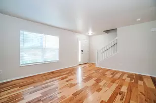 180 Cherry Tree Ln, Commercial Point, OH 43116 - Photo 2