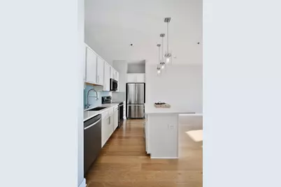 825 N 4th Street #402, Columbus, OH 43215 - Photo 8