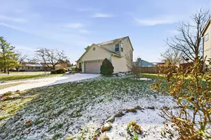 1995 Michelle Dr, Grove City, OH 43123 - Photo 4