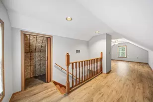 1077 Kenilworth Pl, Columbus, OH 43209 - Photo 32