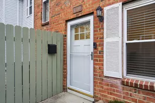 1350 Baja Ln, Columbus, OH 43204 - Photo 4