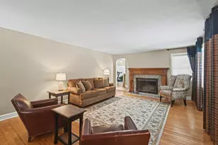 35 E Gaylord Ave, Shelby, OH 44875 - Photo 2