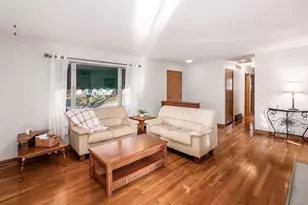 723 Drummond Ct, Columbus, OH 43214 - Photo 2