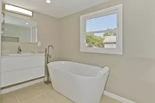 205 N Gould Rd, Columbus, OH 43209 - Photo 32