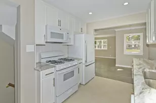 205 N Gould Rd, Columbus, OH 43209 - Photo 16