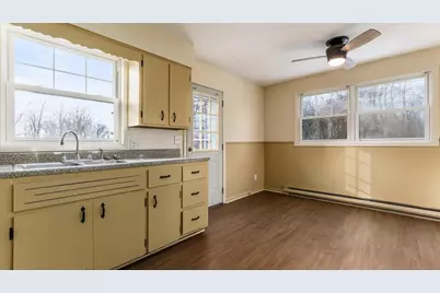 6295 Dresden Road, Zanesville, OH 43701 - Photo 10