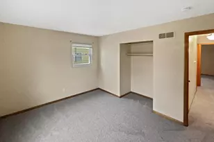 2343 Salem Ave, Grove City, OH 43123 - Photo 8