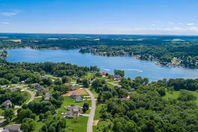 992 Country Club Drive, Howard, OH 43028 - Photo 2