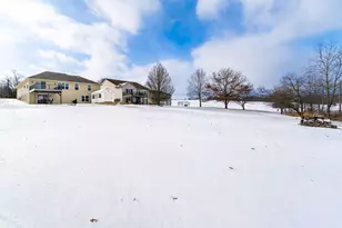 992 Country Club Dr, Howard, OH 43028 - Photo 58