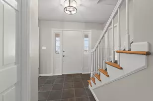 2141 White Rd, Grove City, OH 43123 - Photo 4