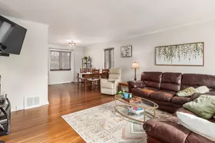 2000 Northwest Blvd, Columbus, OH 43212 - Photo 2